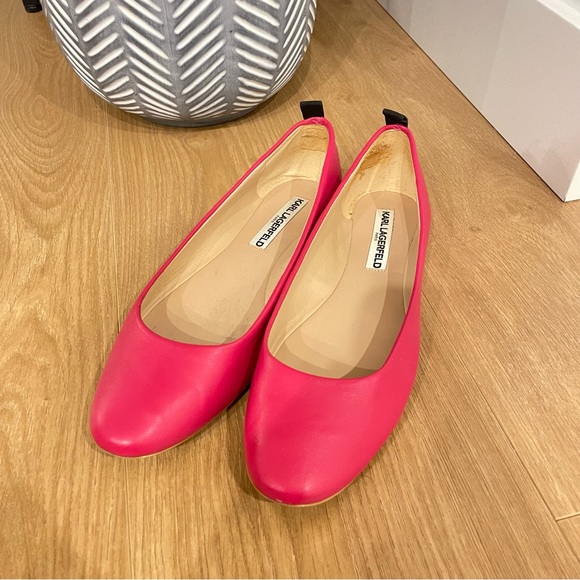 Karl Lagerfeld Paris Vada Rose Coloured Round Toe Leather Flats - Picture 2 of 9